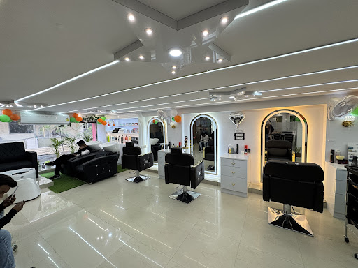 Beauty Palace image