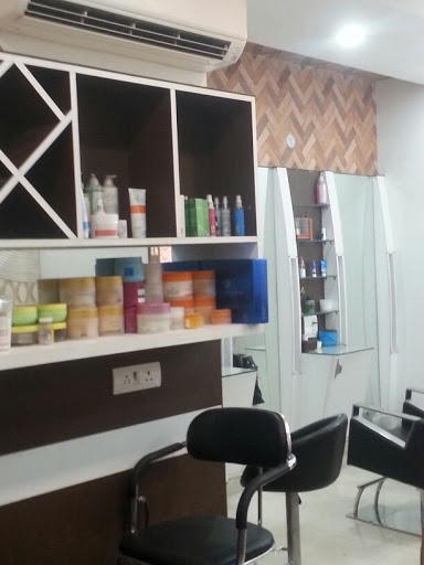 Modern Beauty Parlour image