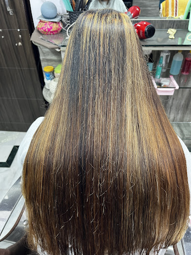 AAKANSHA BEAUTY PARLOUR image