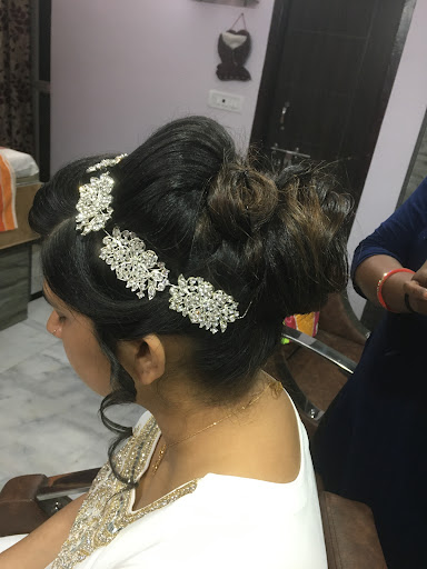 AAKANSHA BEAUTY PARLOUR image