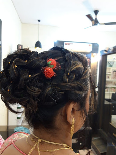 Bridal Makeup Session of Kaya Beauty Studio