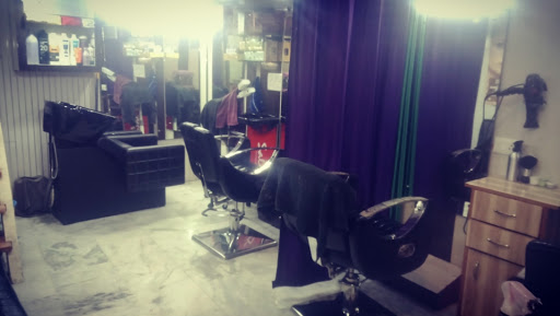 Hair Styling Zone of Saloon
