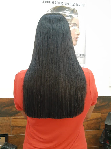 Aanand Family Salon image