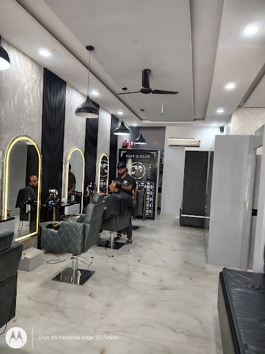 HAIR SCISSOR UNISEX SALON image