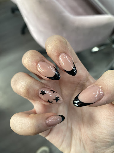 Rhapsody Nail Studio image