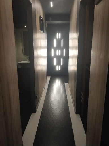 Ozone Spa Saloon image