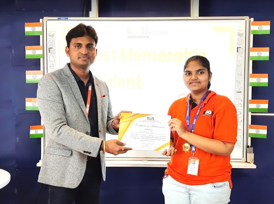 award ceremony of ROOTS Education Tuition