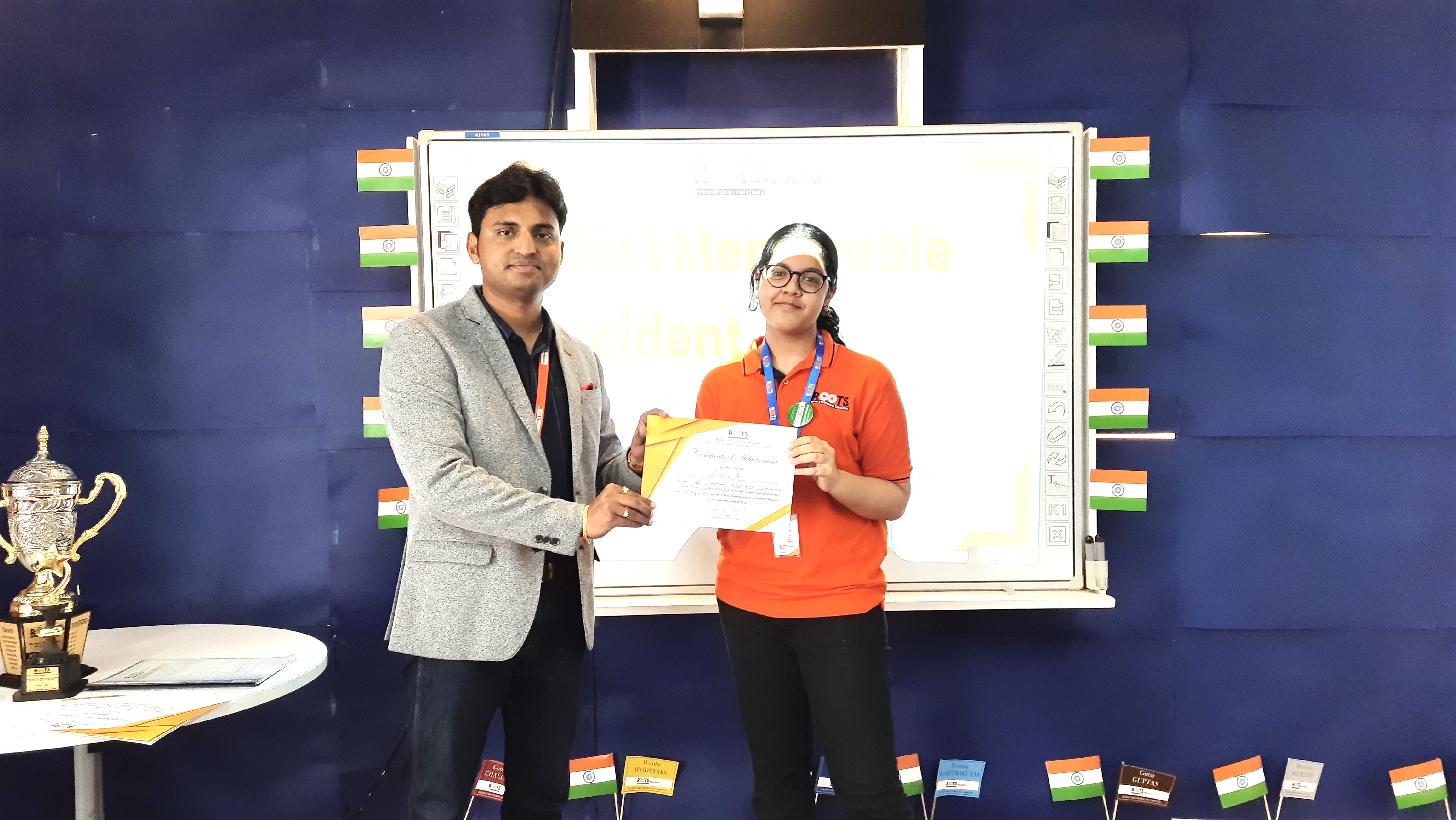 award ceremony of ROOTS Education Tuition