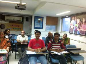 Tutor Teaching Classes of Hytech Education