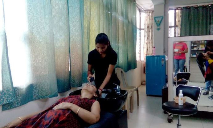 Hair Styling Zone of Alpana's Shine Beauty Lounge& Institute