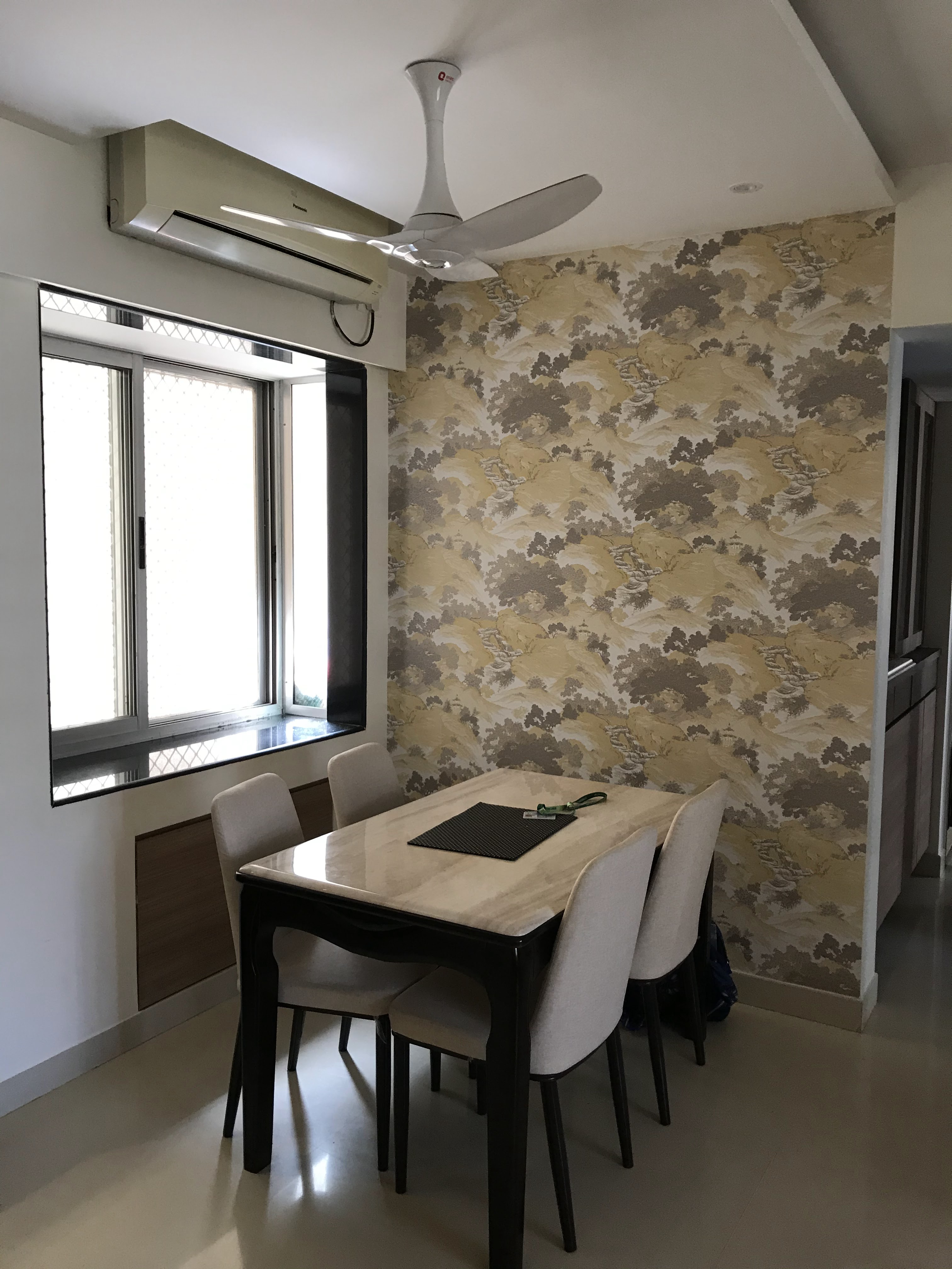 Dining Area of The Grid Interior