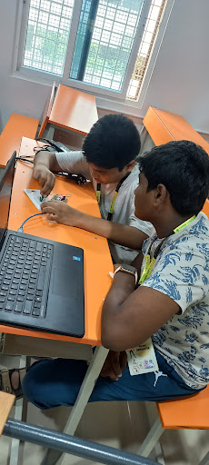One-on-one Tutoring of AACHARYA TUITION POINT