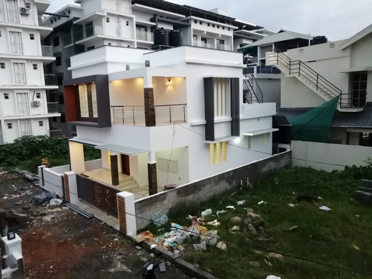 Residential Projects of Amerrow Builders and Interiors
