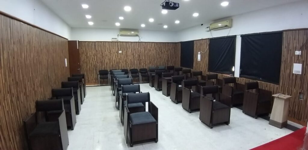 Training Room Setup of Amaze Media College