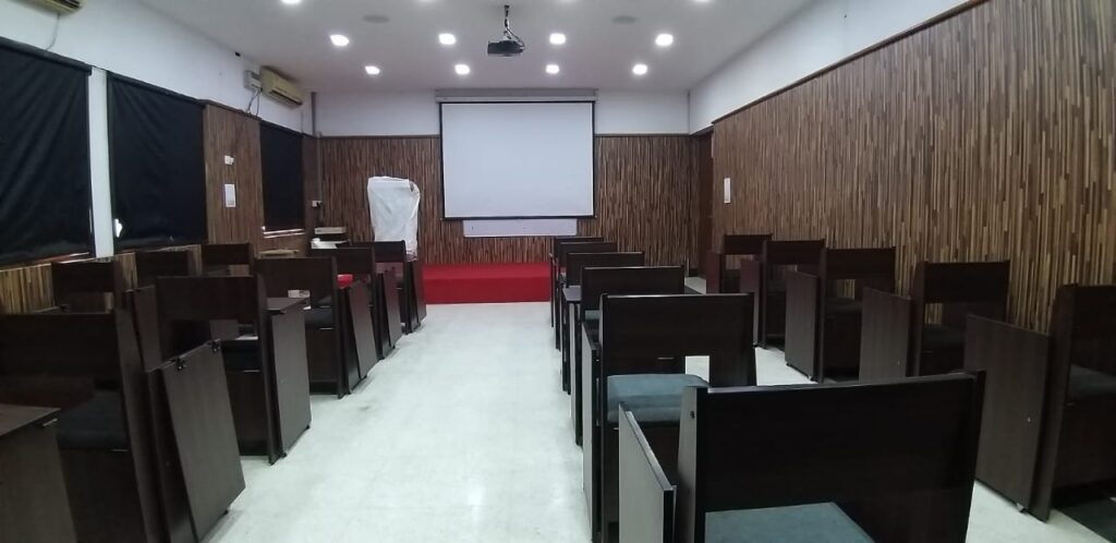 Training Room Setup of Amaze Media College