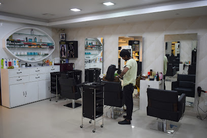 Bangs Salon image