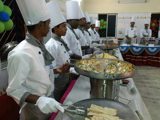 Buffet Setup of Bindass Caterer
