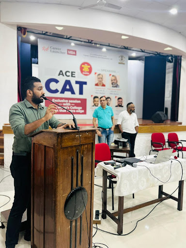 Tutor Teaching Classes of Career Launcher