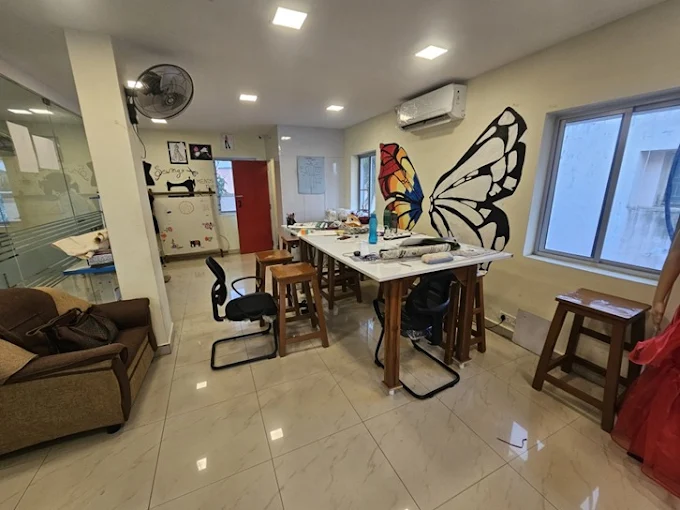 Team Discussion Area of Dreamzone Velachery