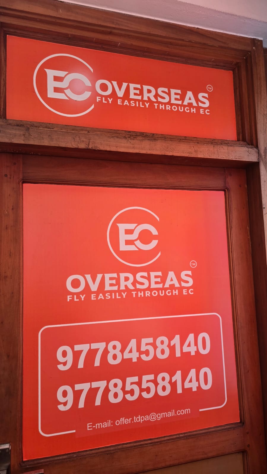 Counselors – Expert Guidance for Abroad Dreams of EC OVERSEAS