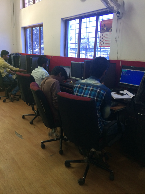 Practice Lab of Excellence TechnoViision (CAD/CAM Training Center)