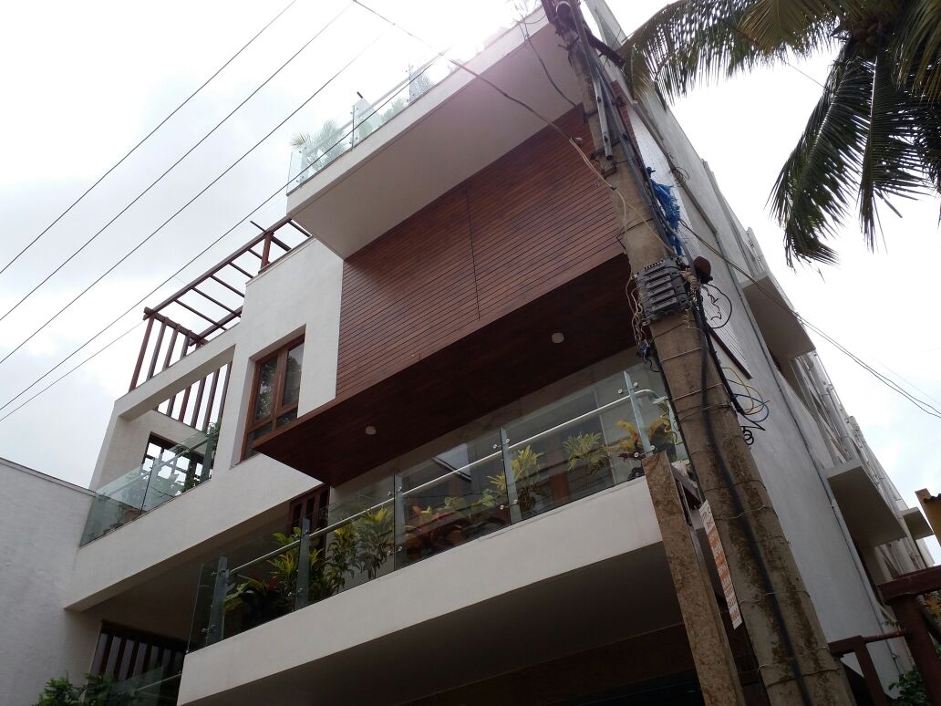 Balcony of Fine Home Constructions