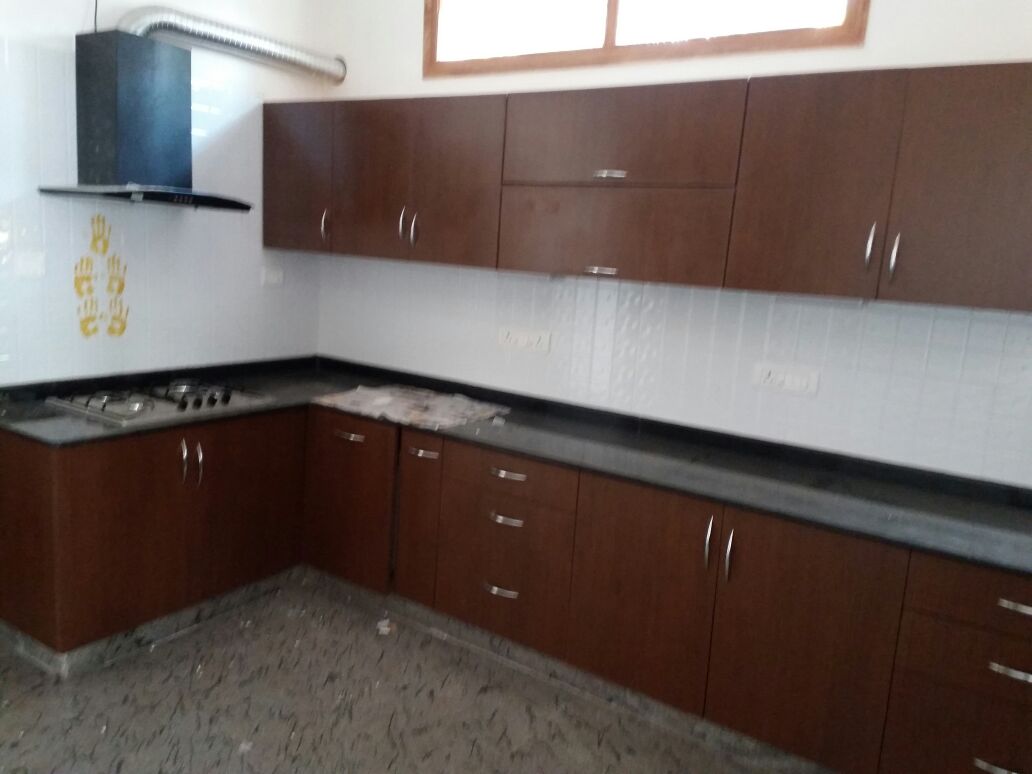 Modular Kitchen of Fine Home Constructions