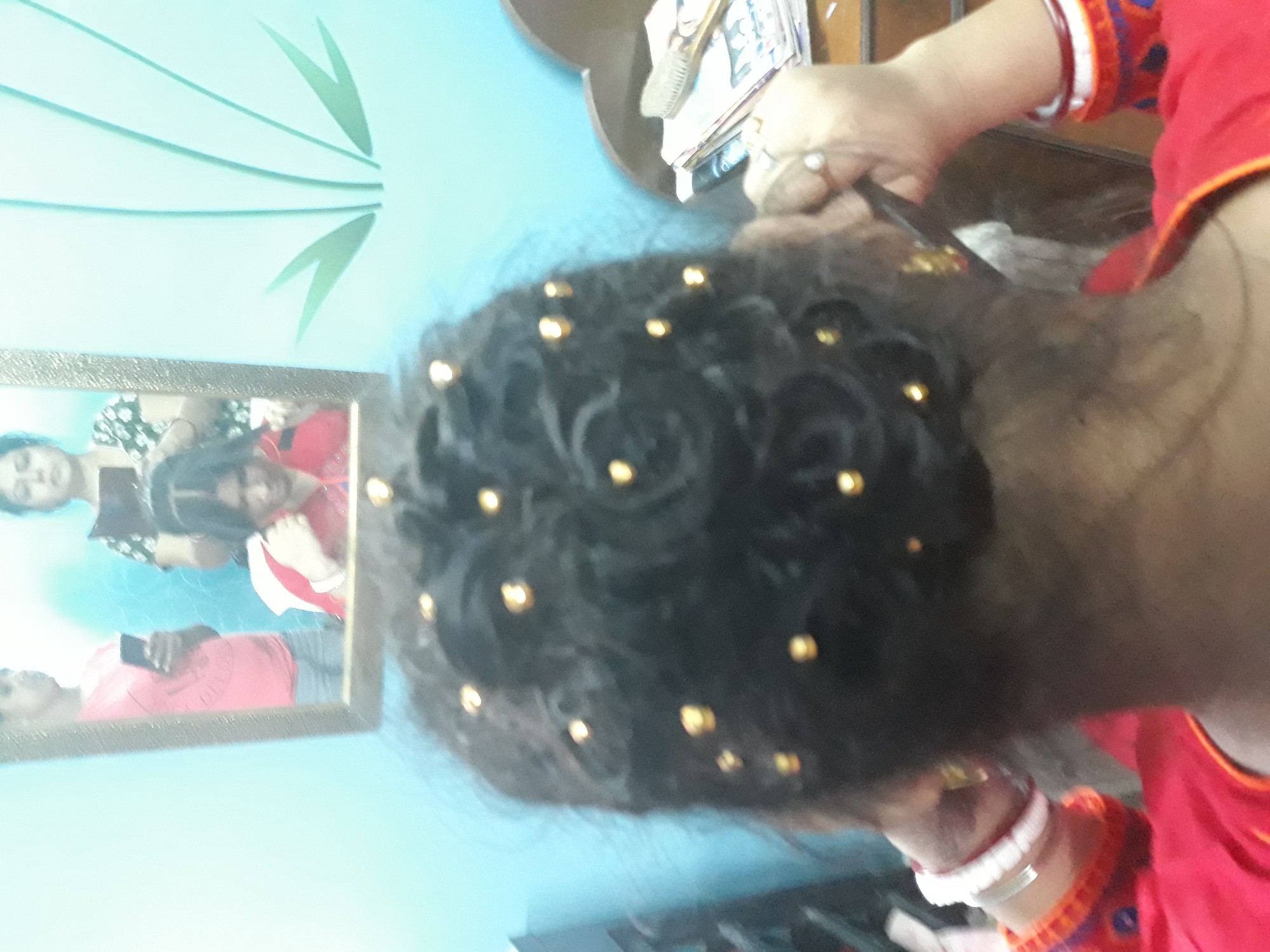 Hair Styling Zone of Flora Ladies Beauty Parlour