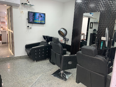 GLITTERS UNISEX SALON image