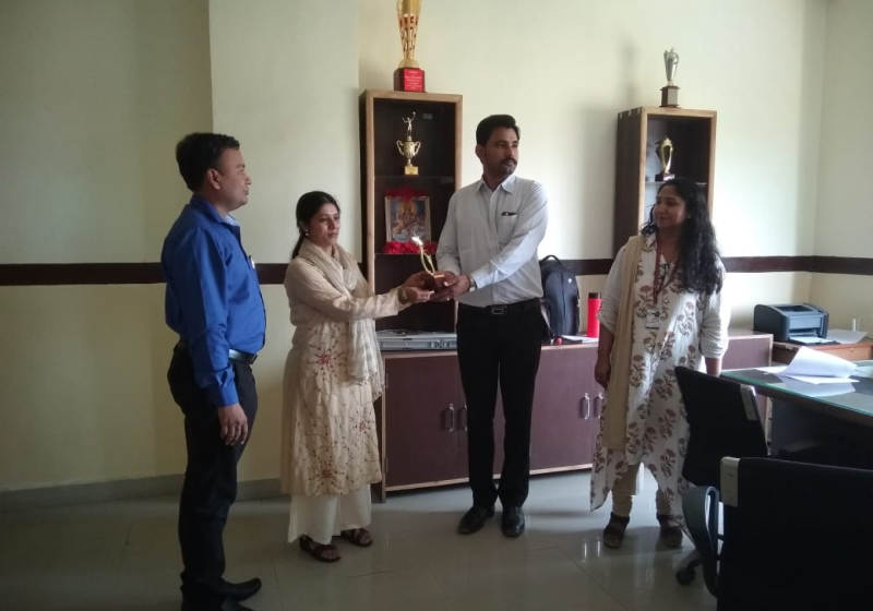 Award Ceremonies of Global IOT School