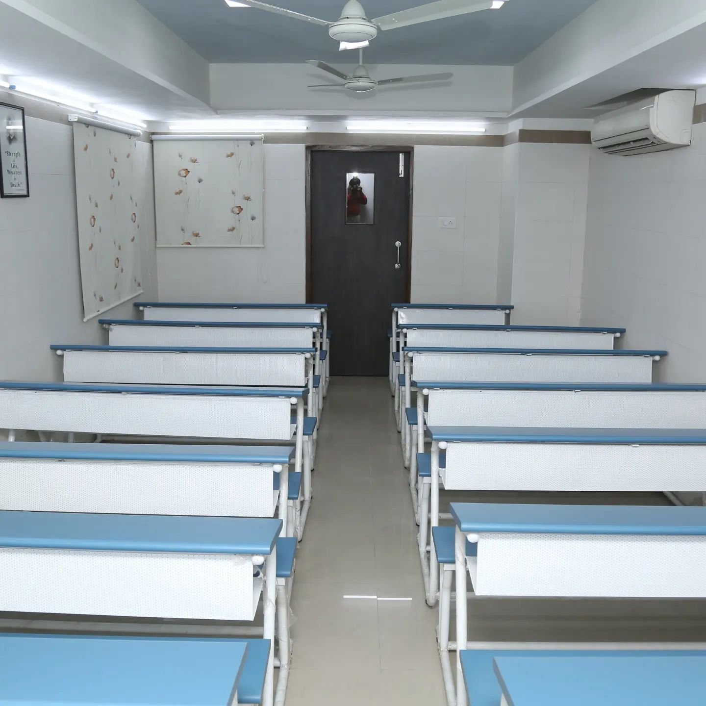 Modern Classroom of Ahuja Career Institute