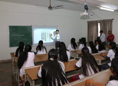 Tutor Teaching Classes of Vari Medical Academy