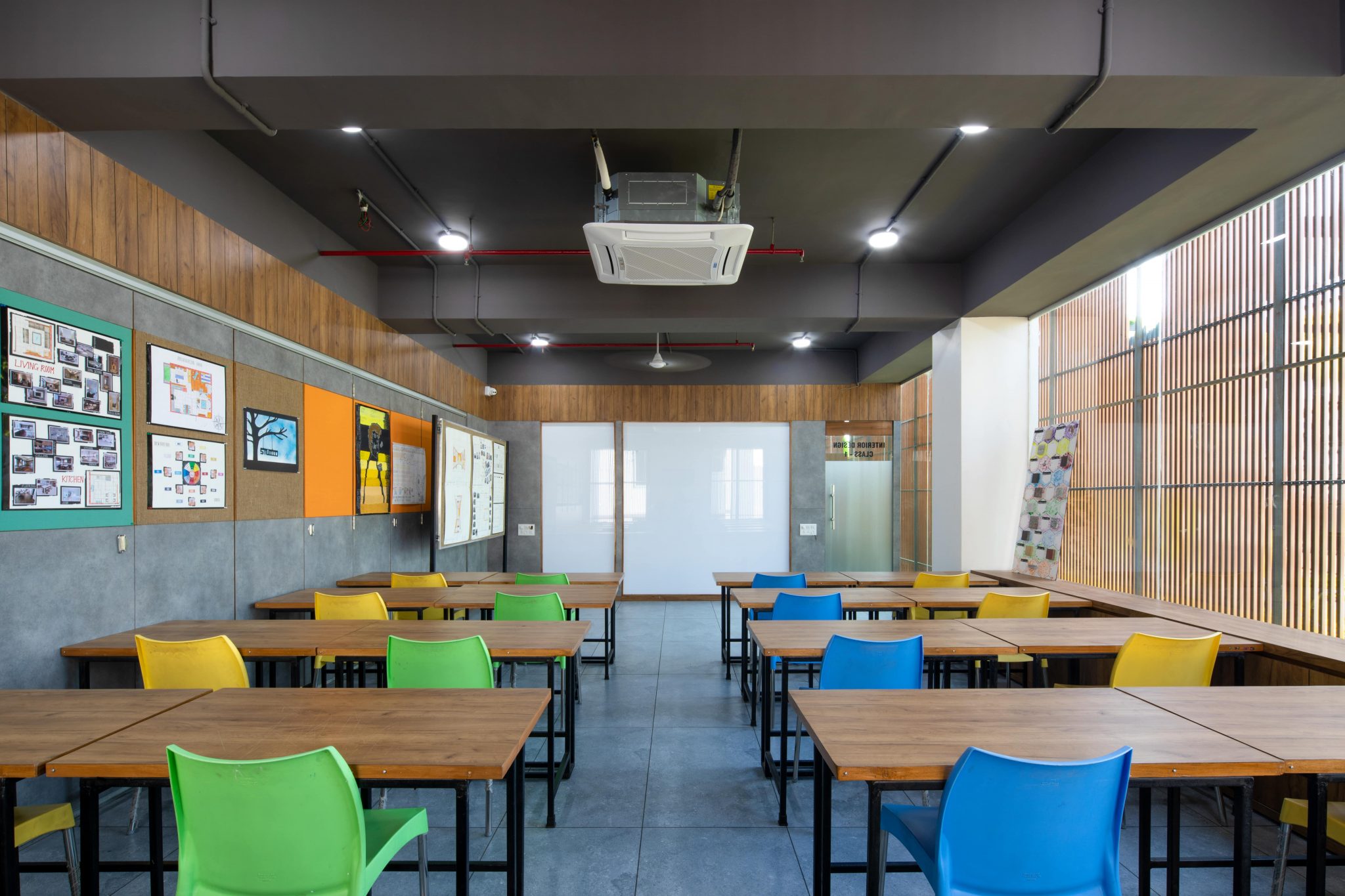 International Institute of Fashion Design image