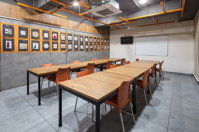 International Institute of Fashion Design image