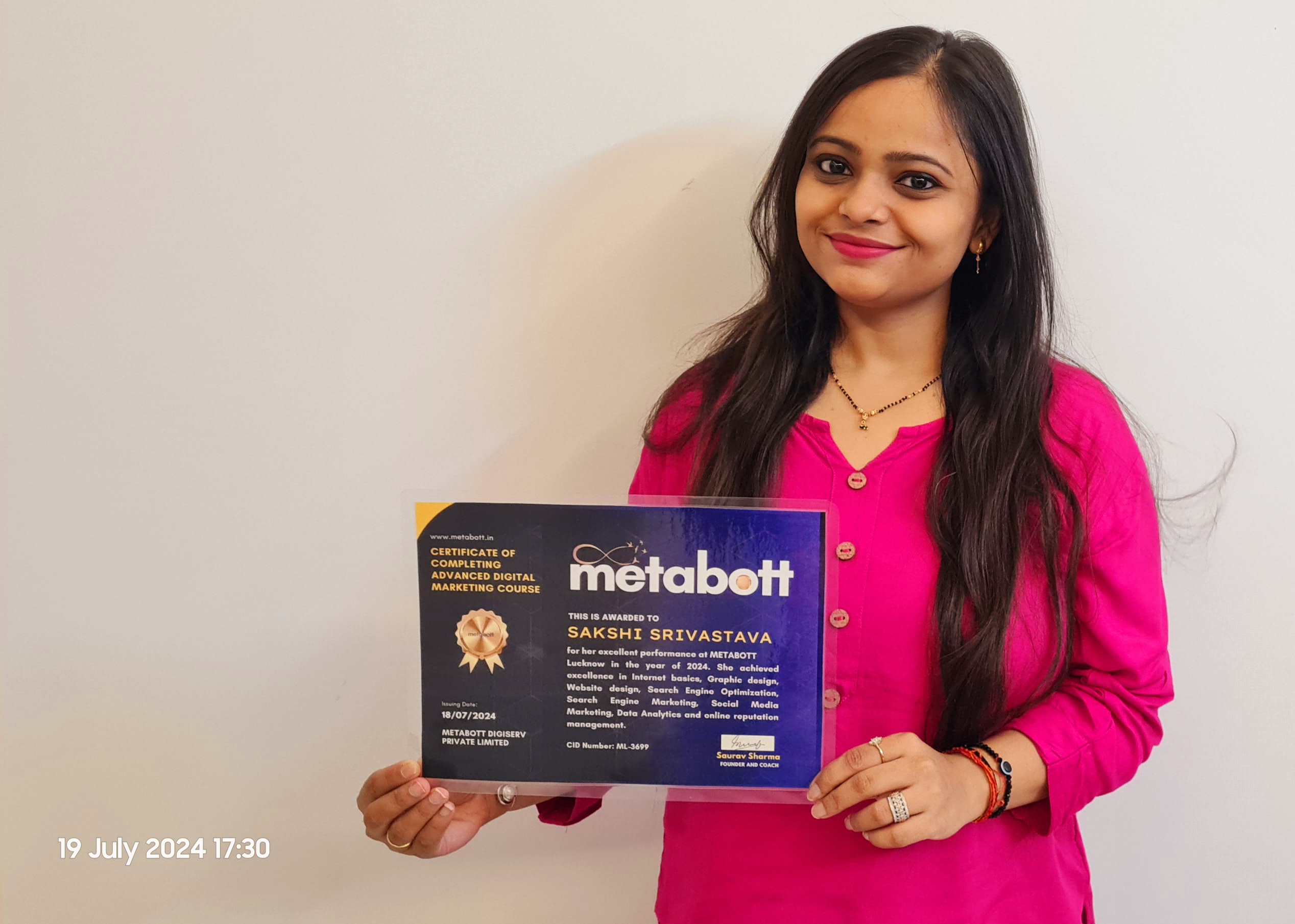 Certificate Distribution of Metabott Institute Of Digital Marketing & Research 