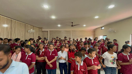Group Tuition of Motion Education