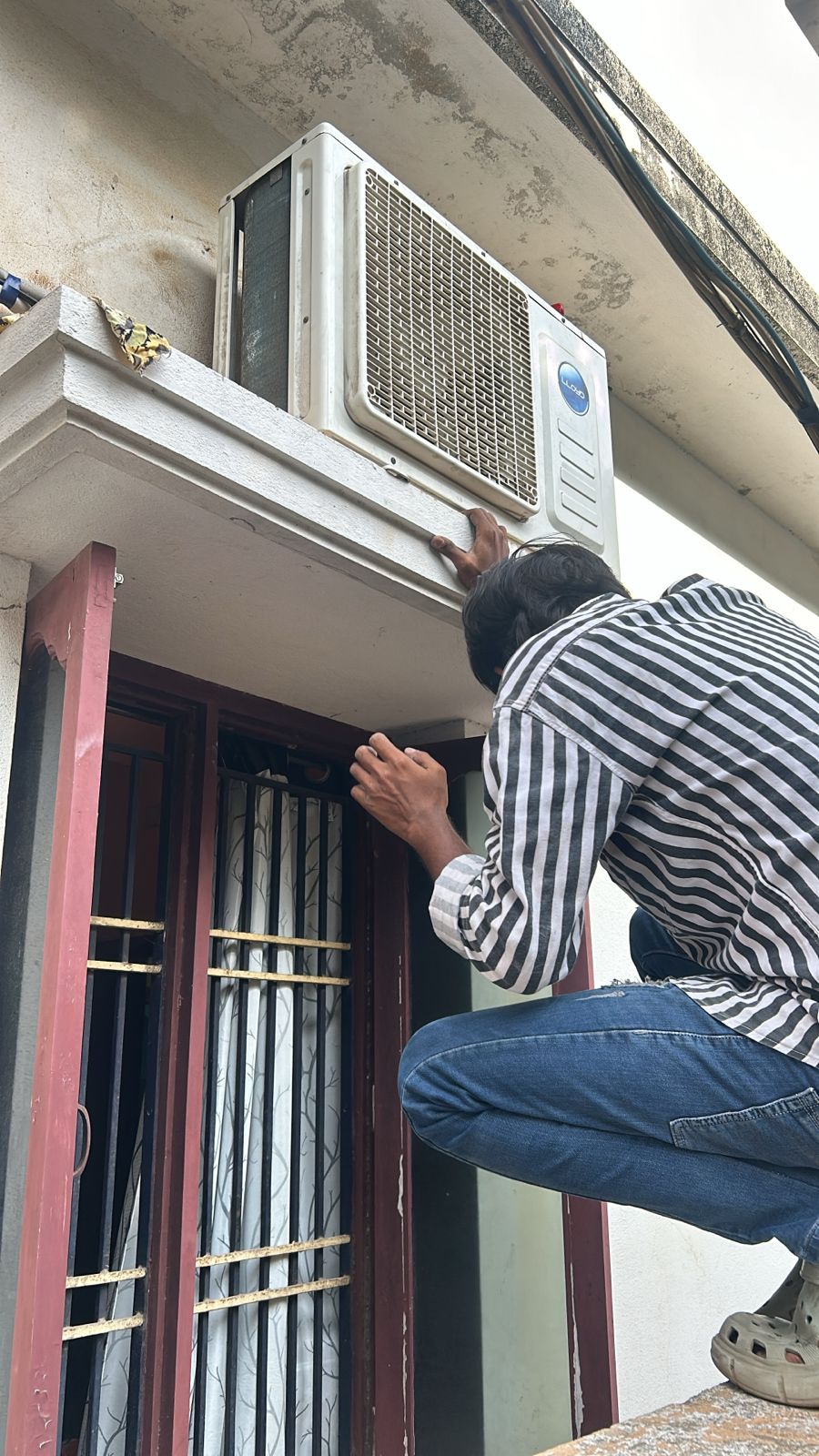 AC Unit Repair of Mujafar Ali AC Services	