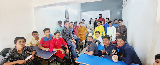 Tutor Teaching Classes of N.B.Shah Commerce Zone