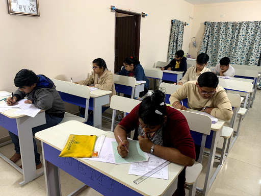 Tutor Teaching Classes of Nemi Academy