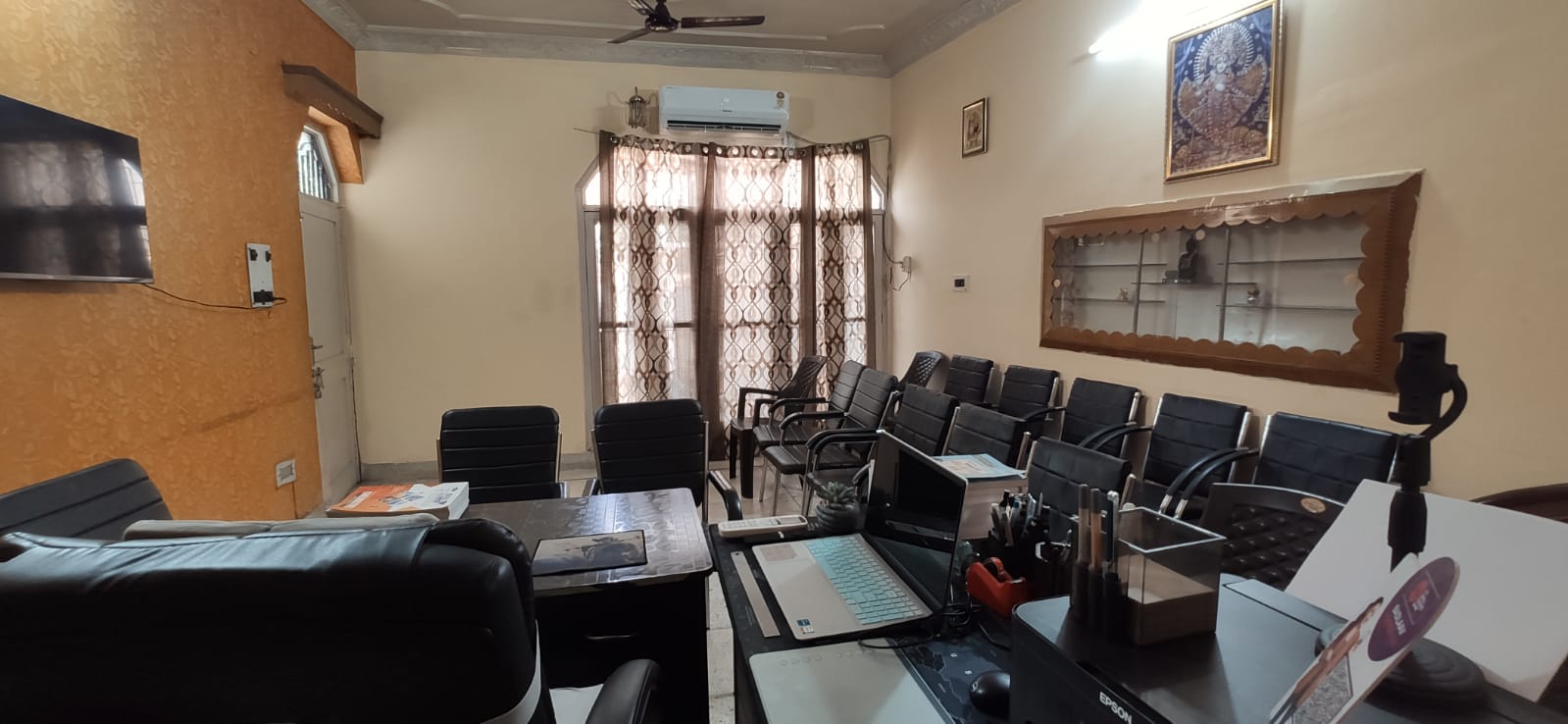Reception of Nikhil Tuition Classes