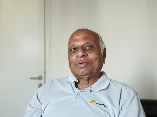 portrait of Papayacare