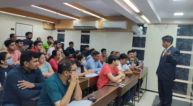 Lecture Halls of CSGT (CHETAN SIR'S GROUP TUITIONS)