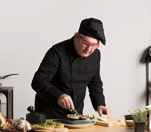 Cooking Assistance of Vivian Master Chef Service Private Limited