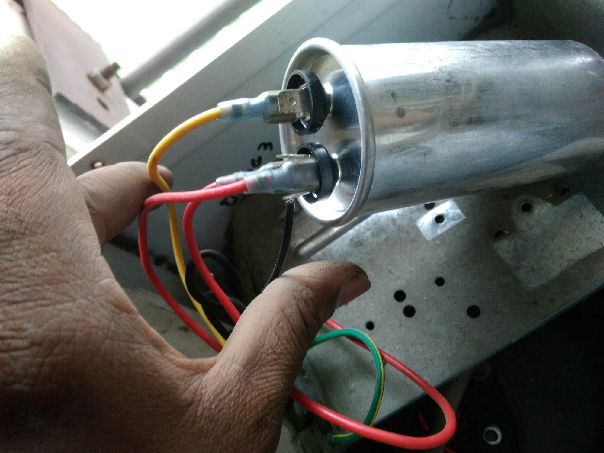 AC Repair & Servicing of Freezing Cool Services