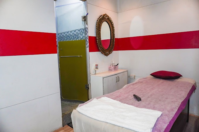Massage Room of Ajay Pal