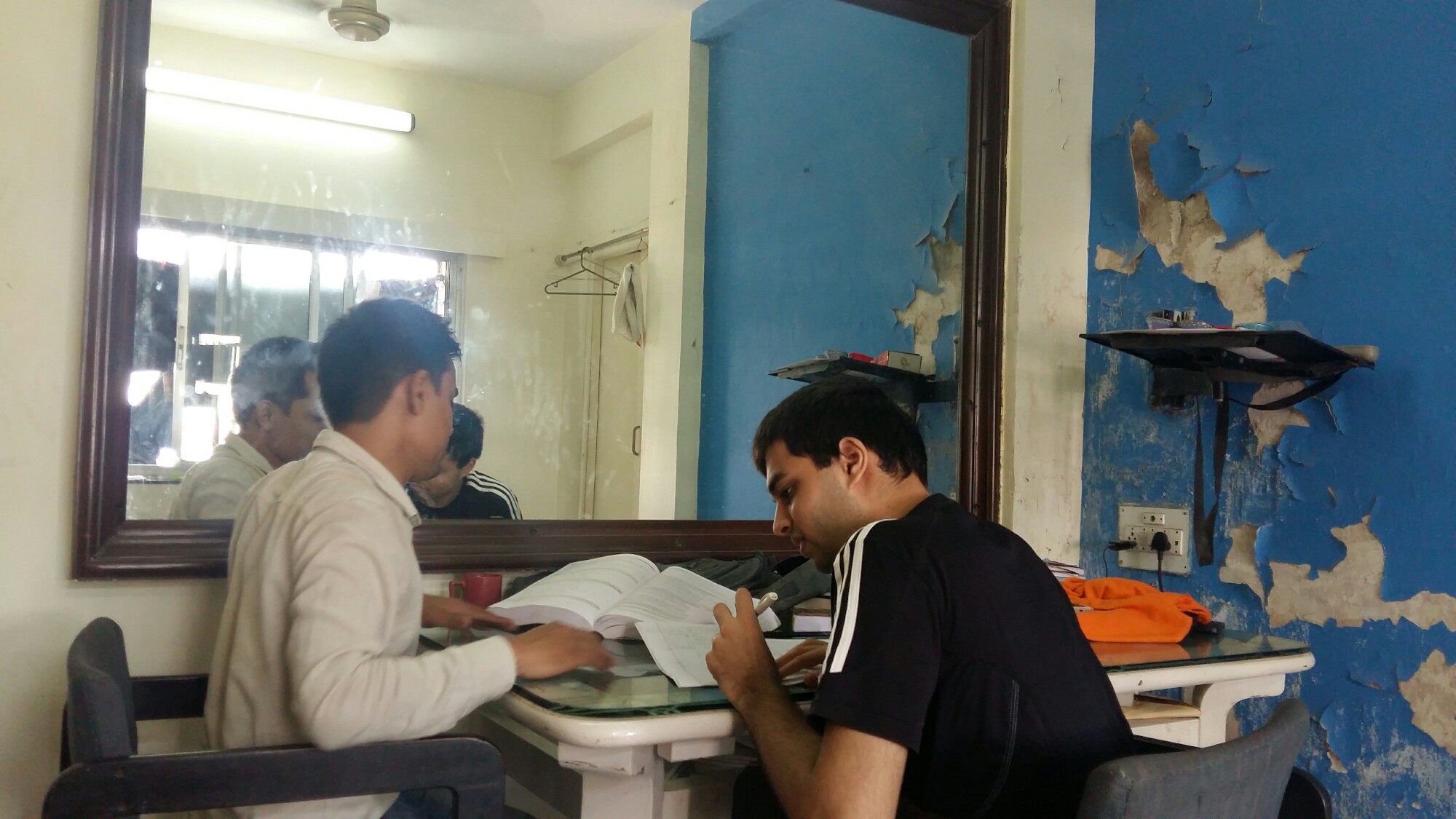 One-on-One Coaching of S.Kumar Educational Institute & Tutorial