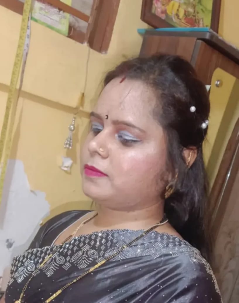 portrait of Simmi Beauty Parlor