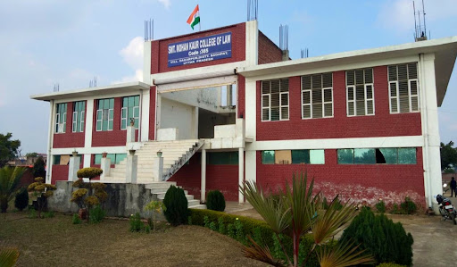 Classrooms of Smt Mohan Kaur College Of Law