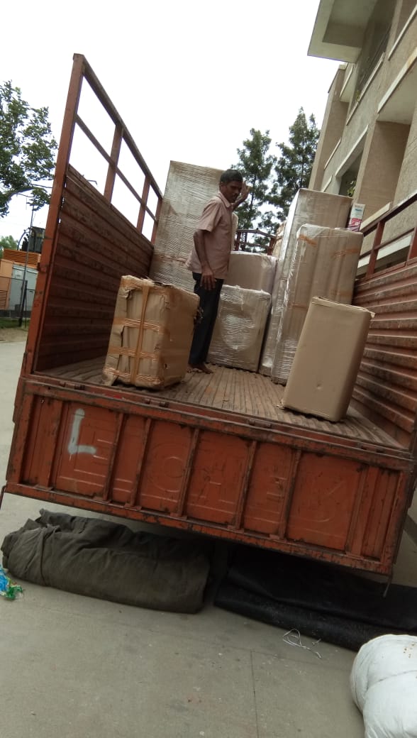 Loading & Unloading of Sri Bhavani Packers & Movers