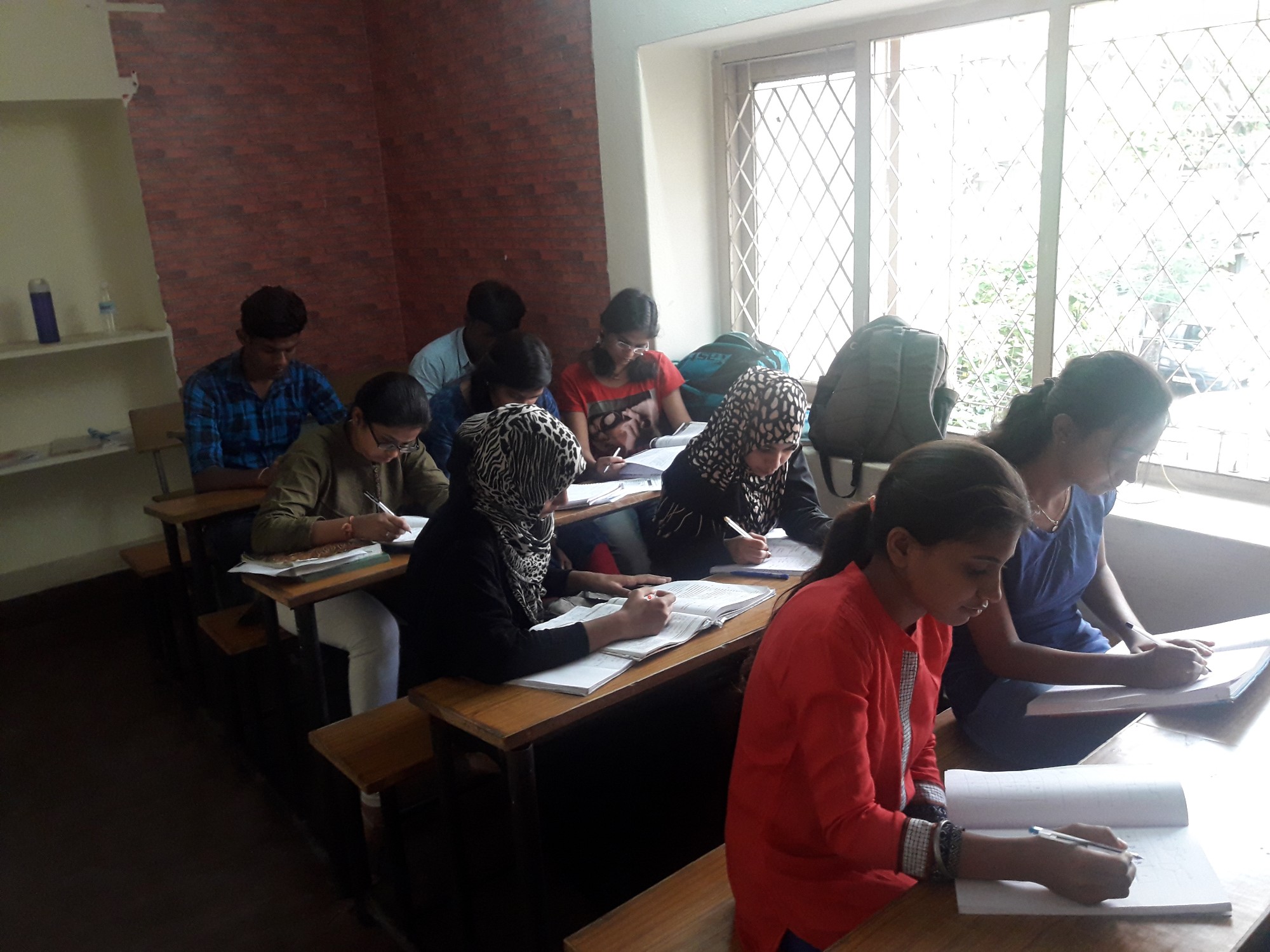 Tutor Teaching Classes of Shekhar Reddy